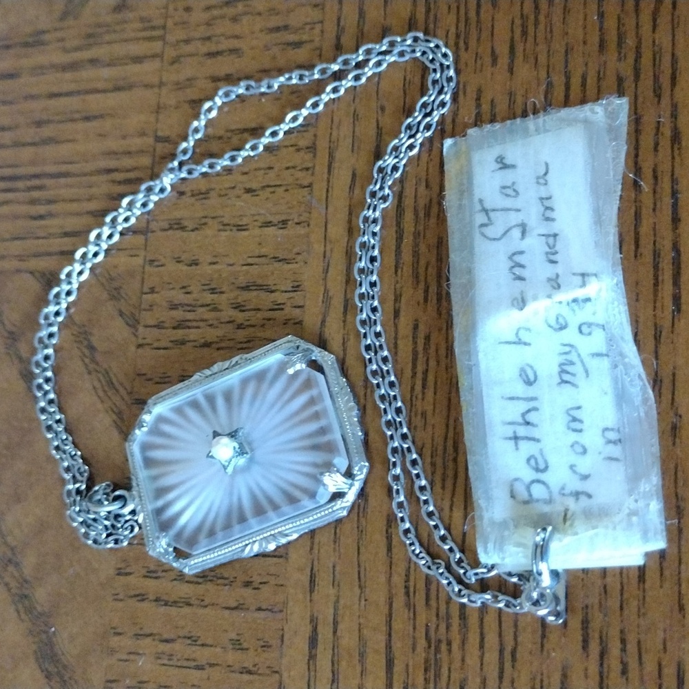 Camphor Glass Pendant Center Pearl With Chain Silvertone 1934 Provenance Vintage